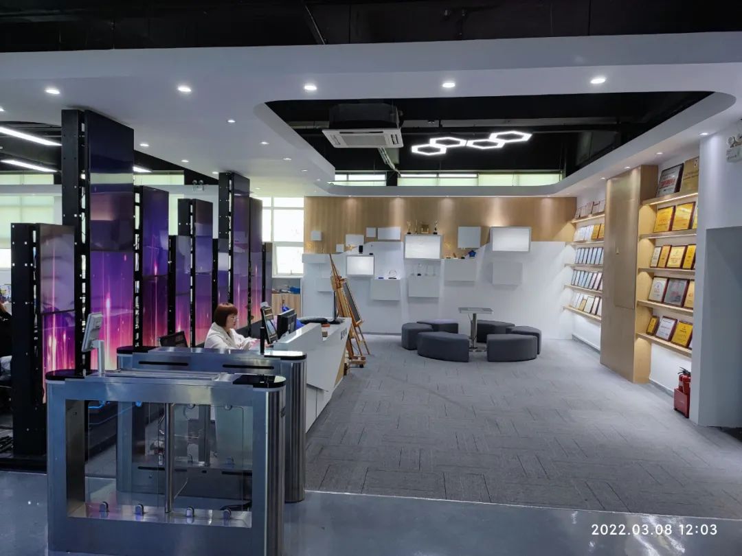 1649383014999144.jpg 640.jpg